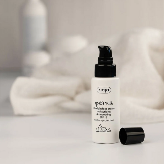 Ziaja - Crème Visage Ultra Légère au Lait de Chèvre SPF15